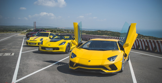 Lamborghini Aventador S cùng dàn siêu xe diễu hành tại Phan Thiết